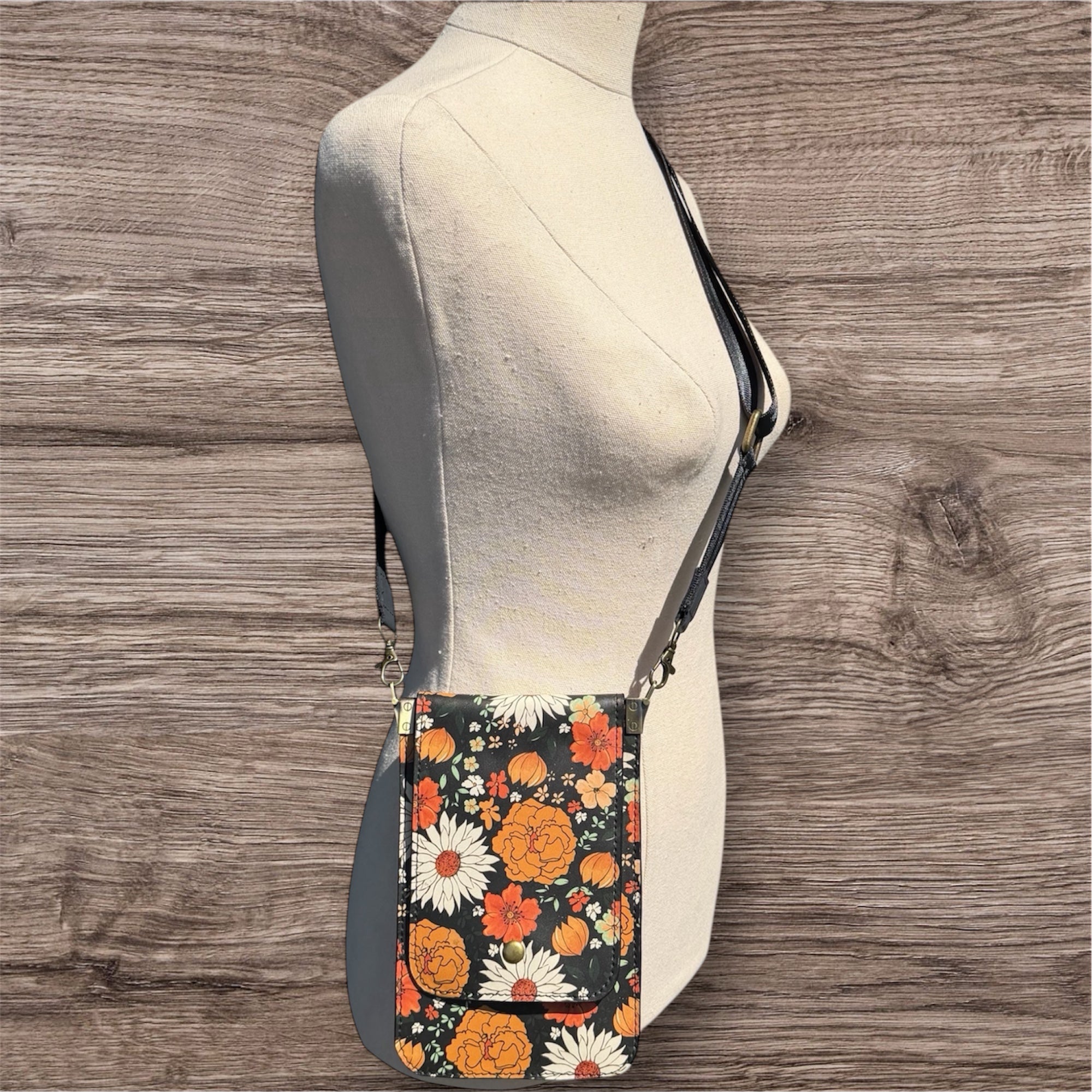 Cellphone Sling Bag!