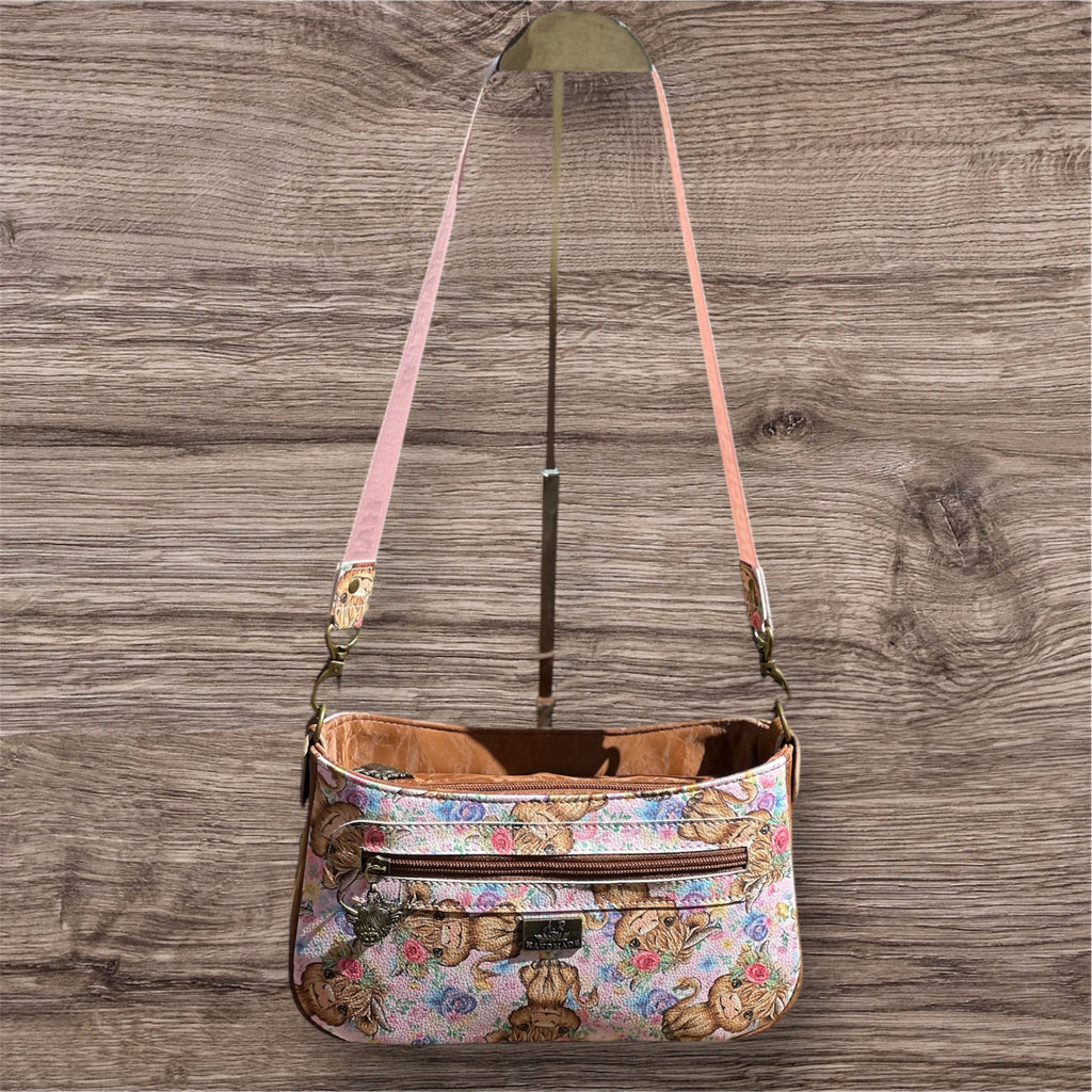 Arra Shoulder Bag!