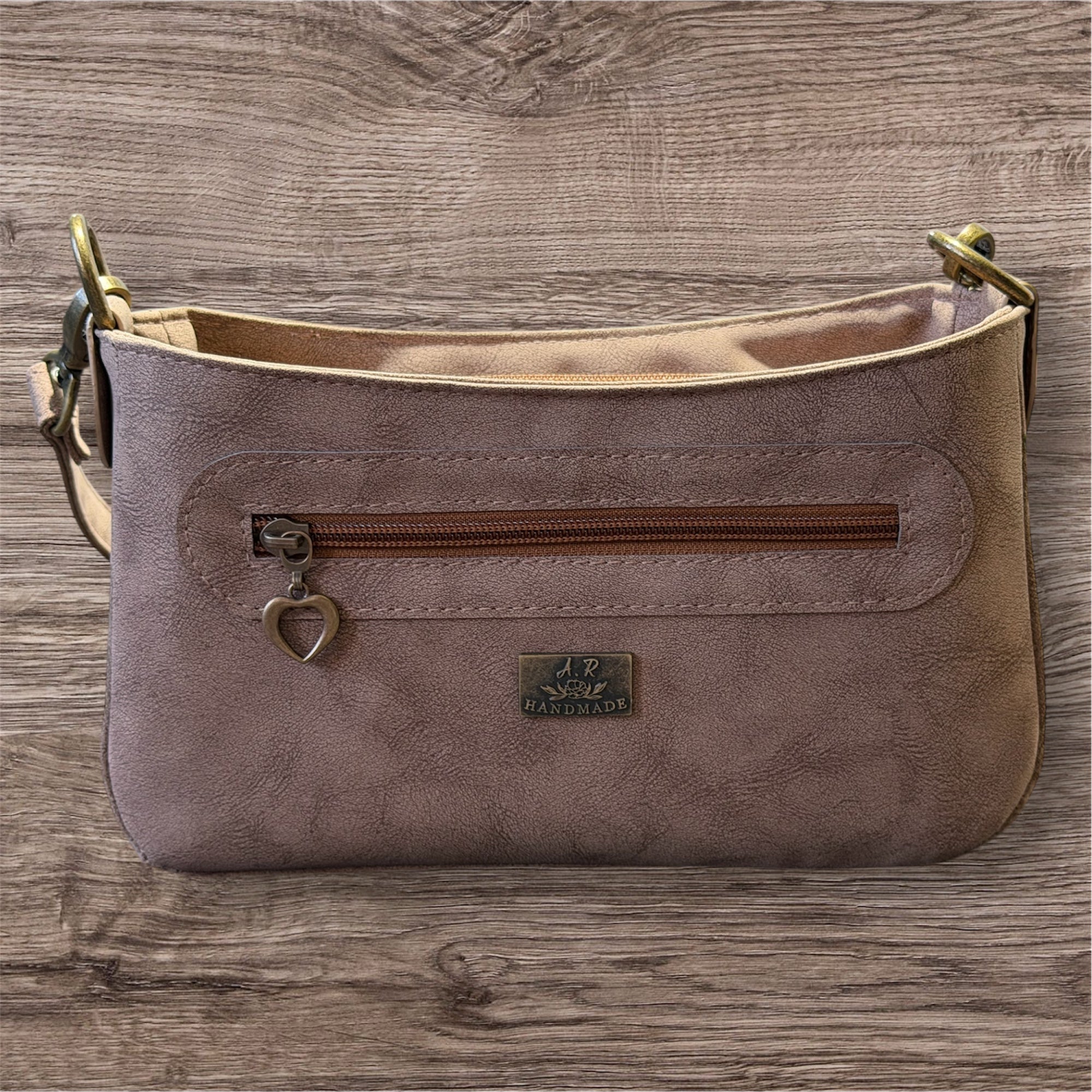 Arra Shoulder Bag!