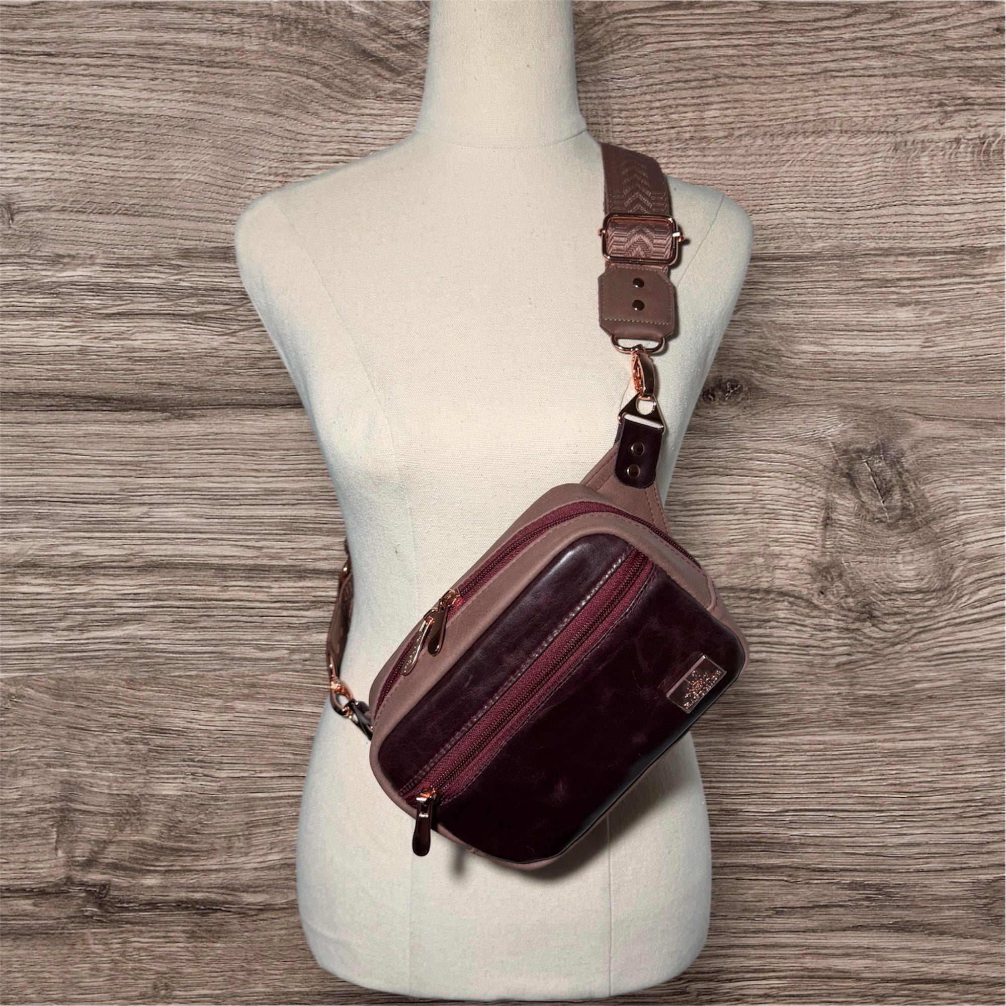 2in1 Crossbody bag!(Maroon & Blush Pink Leather)
