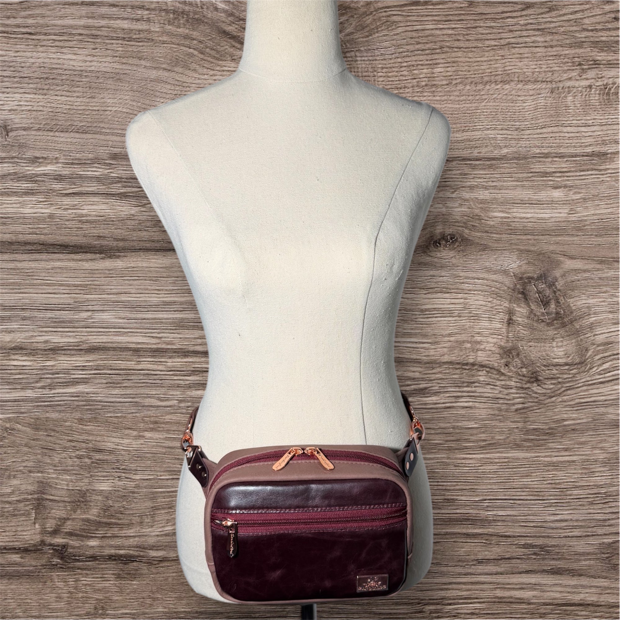 2in1 Crossbody bag!(Maroon & Blush Pink Leather)