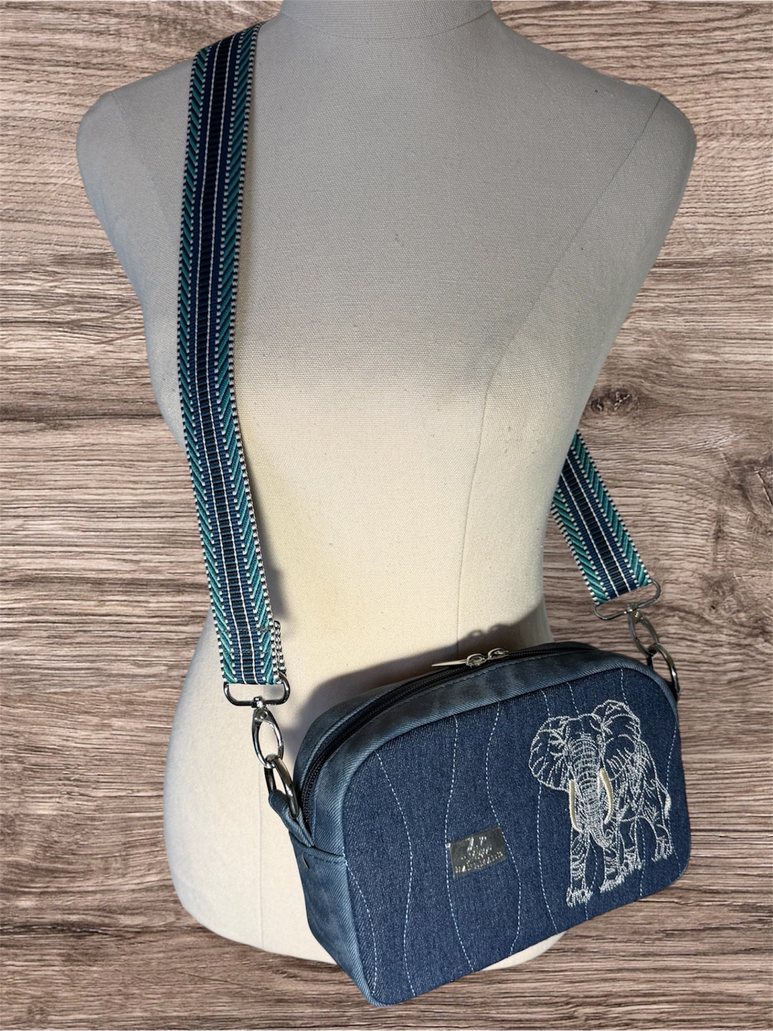 Lil Crossbody Bags! (Embroidered)